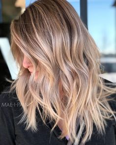 Marissa Mae Neel | CA Colorist on Instagram: “Some days my clients just really make me want to have blonde hair🤷🏼‍♀️ #maeipaint . . #hairartist #haircolor #hairstylist #republicsalon…” Balayage Layered Hair, Balayage Shades, Balayage Hair Blonde Medium, Cool Ash Blonde, Balayage Hair Ash, Balayage Straight, Balayage Straight Hair, Balayage Hair Caramel, Best Ombre Hair