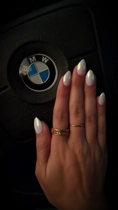 Short Stilleto Chrome Nails, Round Stilleto Nails Short, Round Pointy Nails, Short Sharp Almond Nails, Extra Short Stiletto Nails, Pointy White Nails, Short Stiletto French Tip Nails, Pointy Short Nails, Nails Acrylic Stiletto Short