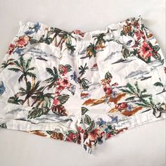 Time And Tru Tropical Print Shorts Size 22 (Juniors Xxxl) Off-White Linen With Colorful Print These Linen Blend Shorts Have A Cuffed Hem And A Paperbag-Style Elastic Waistband With Beltloops But No Tie Brand New Without Tags; They Were Washed But Never Worn. Casual Bottoms With Built-in Shorts For Vacation, Hawaiian Style Shorts For Beach Season, Hawaiian Summer Bottoms Short Length, Hawaiian Style Summer Bottoms In Short Length, Hawaiian Style Summer Shorts, Hawaiian Style Bottoms With Built-in Shorts For Vacation, Tropical Beach Bottoms With Pockets, Hawaiian Style Short Bottoms For Vacation, Hawaiian-style Vacation Shorts