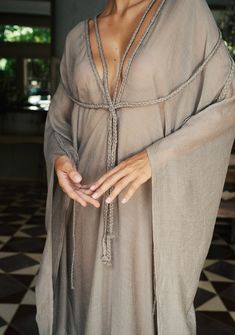 TUNIC OASIS KALE – MOODSTORIES Flowy Beach Tunic In Lagenlook Style, Flowy Lagenlook Tunic For Beach, Peasant Style Boho Tunic Dress For Beach, Flowy Tunic For Festivals, Flowy Festival Tunic, Flowy Long Tunic For Festival, Flowy Bohemian Tunic, Dream Trip, Survival Skills