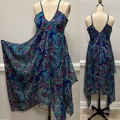 "Adjustable straps Hanky hem dress in a beautiful paisley print. V-neck Flowy This dress will fit a size M-L Center front length from strap joint 37\" Length from start joint to longest point 50\" Sweep 112\" Bust 34\"" Sleeveless Patterned Paisley Print Maxi Dress, Sleeveless Patterned Maxi Dress With Paisley Print, Assymetric Dress, Hanky Hem, Paisley Print Dress, Hem Dress, Outfits Ideas, Dress Clothes For Women, Paisley Print