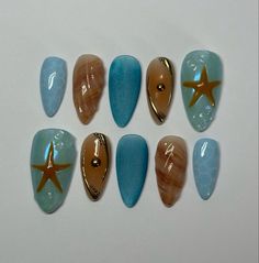 Irridescent Nails, Chrome Almond, Sea Nails, Iridescent Pearl, Beach Blue, Gold Chrome