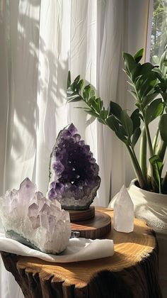 Explore the mystical world of Reiki crystals, from soothing Amethyst to energizing Quartz, and learn how to choose the right one for your spiritual journey. Perfect your healing practices with our essential guide. #HooShout #SenseOrient #ReikiCrystals #HealingCrystals #SpiritualHealing #MeditationEssentials Healing Crystals Aesthetic, Benefits Of Amethyst, Spiritual Amethyst Crystals, Reiki Crystals Stones, Mystical Amethyst Crystals For Meditation, Crystals For Healing, Spiritual Aesthetic, Reiki Room, Healing Practices