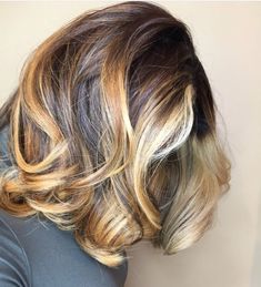 Make A Wig, Tone Highlights, Blonde Natural Hair, Girl Hair Colors, Haute Hair, Honey Blonde Hair, Sassy Hair, Hair Images, Hair Crush