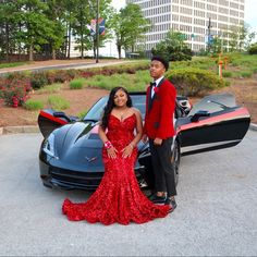 wore this for my senior prom and would love to make someone feel special❤️ Red Prom Dress Black Couple, Red Prom Looks Black Couple, Red Prom Ideas, Red Prom Outfits, Black And Red Prom Couple, Red Prom Suits, Red And Black Prom Couples, Red Prom Dress Couple, Red Prom Couple Outfit