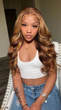 Brown Middle Part, Affordable Human Hair Wigs, Hair Stripes, High Fashion Hair, Highlight Wig, Frontal Hairstyles, Girls Hairstyles Braids, Hair Help, Haircuts For Medium Hair