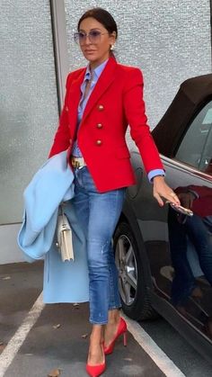 Red Blazer Outfit, Blazer And Jeans, Blazer Outfits Casual, Stylish Outfits For Women Over 50, Blazer Outfits For Women, Mode Casual, Red Blazer, Casual Chic Outfit