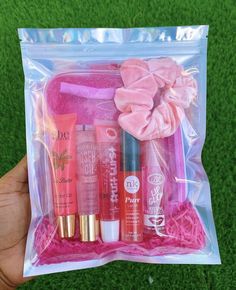 Lipgloss Kit Packaging