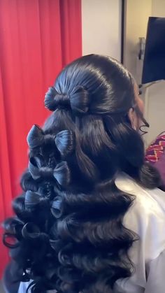 Classy Hairstyles For Black Women, Sleek Ponytail Hairstyles, Culture Magazine, Hairdos For Curly Hair