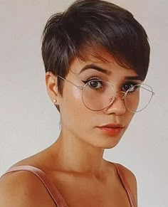 Pixie Haircut Styles, Short Hair Pixie, Face Style, Short Hair Pixie Cuts, Pixie Haircut For Thick Hair, Haircut Designs, Remy Human Hair Wigs, Hair Pixie, Pixie Hair