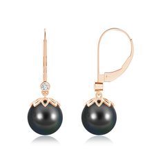 Simple yet stunning, these leverback pearl drop earrings are crafted in 14k rose gold. The Tahitian cultured pearls captivate with their fascinating hue and the bezel-set diamond accents atop, dazzle like a star. Tahitian Pearl Earrings, Bezel Set Diamond, Tahitian Pearls, Pearl Drop Earrings, Pearl Drop, Cultured Pearls, 18k Rose Gold, Bezel Setting, Pearl Earrings