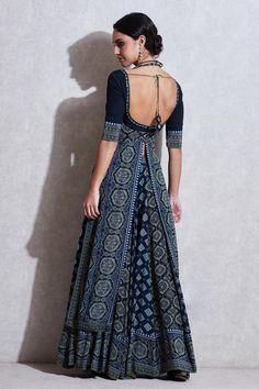 Deep Neck Dress, Printed Lehenga, Indian Outfits Lehenga, Ritu Kumar, Salwar Kamiz, Ghagra Choli