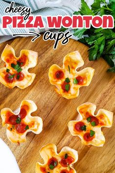 These pizza wonton cups are the best football game day food – quick to prepare, full of flavor, and perfect for sharing with friends during the big game! Football Sunday Snacks Appetizers, Game Days Snacks, Gameday Appetizers Football Season, Best Football Appetizers Easy, Appetizer Recipes Wonton, Wonton Wrapper Recipes Appetizers, Wonton Appetizer Recipes