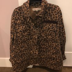 Free People Oversized Cheetah Print Jacket Never Used New With Tags Shirt Jacket Womens, Cheetah Print Jacket, Military Jacket Green, Half Zip Hoodie, Army Jacket, Free People Jacket, Anorak Jacket, Free People Black, Print Jacket