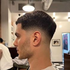 Short Comb Over Fade, Fai Khadra Haircut, Short Low Fade, Low Fade Buzz Cut, Buzz Cut Mid Fade, Short Hair Taper, Buzz Cut Low Fade, Mid Fade Buzz Cut, Haircuts For Long Hair Men