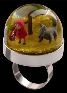 Little red riding hood ring Happy Hippie, Little Red Riding Hood, Red Riding Hood, Kitsch, Fairy Tale, Snow Globes, Jewelry Art, Jewelry Inspiration