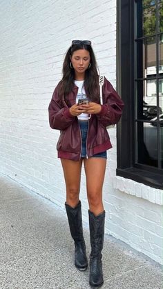 San Francisco Festival Outfit, Feminine 90s Fashion, Boot And Shorts Outfit, Island Concert Outfit, Dress With Jacket Outfit Casual, Stylish Simple Outfits, Cold Spring Day Outfit Dressy, Cool Weather Summer Outfits, Fashion Inspo 2024