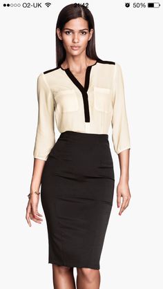 Sleek and sexy Working Girl Style, Professional Attire, Dressy Tops, Work Attire, Mode Inspiration, Office Outfits, Work Fashion, Womens Fashion Trends, Latest Fashion For Women