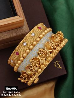 Kada Bangles, Fancy Diamond Ring, Color Wallpaper Iphone, Bridal Jewelry Collection, Bangle Designs, Traditional Jewelry, Bangles Jewelry, Colorful Wallpaper