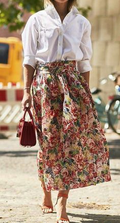 Feminine Casual, Fashion Rules, 60 Fashion, Fashion Mistakes, Fashion Over 50, Inspiration Mode, Classy Women, Manners, Martha Stewart