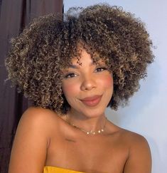 Curls Inspiration, Curly Cuts, Hair Goal, Pelo Afro, Natural Curls Hairstyles, Twist Outs, Queen Hair, Growth Oil