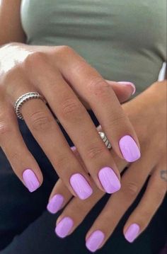 2024 Spring Nail Colors: Popular Concepts for Sparkling, Vibrant Patterns & Gel Polish Masterpieces Lavender Nails, Colorful Nails, Cute Gel Nails, Dipped Nails, Chic Nails, Fancy Nails, Short Acrylic Nails, Nail Arts, Gorgeous Nails