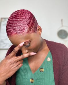 Taper Fade Black Women, Short Burgundy Hair Black Women, Taper Fade Black, Short Black Natural Hairstyles, Tapered Natural Hair Cut, Short Relaxed Hairstyles