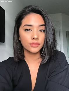 Bob Cut Wigs, Human Hair Wigs Blonde, Makeup Guide, Girl Haircuts, Penteado Cabelo Curto, Human Hair Lace Wigs, Front Lace Wigs Human Hair, Grunge Hair, Shoulder Length Hair