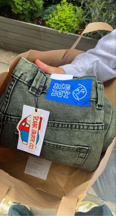 Retro Blue Baggy Skateboard Streetwear BigBoy Embroidery high waisted Jeans Y2K Couples Fashion Blue Fits Streetwear, Polar Outfit, Big Boy Aesthetic, Y2k Couples, Polar Big Boy Jeans, Big Boy Outfits, Big Boy Pants, Big Boy Jeans, Couples Fashion