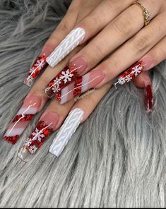 Winter Nails 2023, Nails 2023 Trends, Punk Nails, Long Acrylic Nail Designs, Drip Nails, Winter Nails Acrylic, Nails Design With Rhinestones, White Acrylic Nails, Exotic Nails