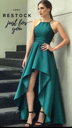 Prom Dresses Black, Prom Dresses 2020, Stylish Short Dresses, Prom Dresses For Teens, Prom Dresses Modest, Prom Dress Inspiration, Black Prom, Pretty Prom Dresses, Green Prom Dress