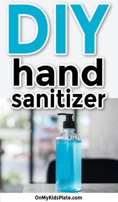 How to Make Your Own Homemade Hand Sanitizer Best Hand Sanitizer, Silicone Travel Bottles, Kids Plates, Essential Oil Mixes, Diy Cleaners, Cleaning Recipes, Cleaners Homemade, How To Make Diy, Quick Cleaning