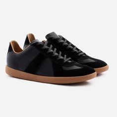 Morgen Trainers - Leather/Suede - Gum Sole – Beckett Simonon Expensive Sneakers, Fantastic Shoes, Things Under A Microscope, Black Gums, Boots And Sneakers, Basic Outfits, Handcrafted Leather, Beautiful Shoes, Leather Working