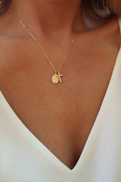 Virgin Mary Necklace | Gold Cross Necklace | Miraculous Medal Pendant Necklace | Religious Jewelry | Layering Necklace | Gift for Her Virgin Mary Necklace Gold, Mary Necklace Gold, Irish Ring, Mary Necklace, Virgin Mary Necklace, Diy Collier, Gold Cross Necklace, Diamond Solitaire Necklace, Necklace Diy