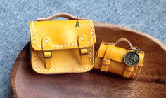 Custom Blythe, Doll Crafts, Mini Purse, Cambridge Satchel Company, Taxidermy, Leather Craft, Leather Handmade