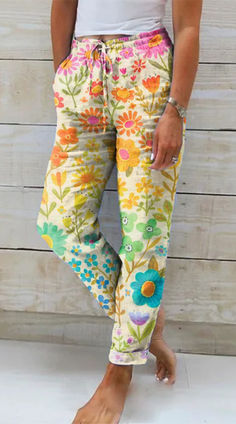 🎨✨Dear fashion explorers, we are honored to launch the women's art print loose pants series, designed for you who love freedom and pursue uniqueness.
🍃 🛍️Loose cut, comfort first.
Come and explore our art print loose pants series now, enjoy the limited time discount, and bring this unique art inspiration into your daily life Bohemian Rainbow, Summer Tops