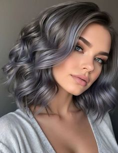 2024 hair trends for women color Balayage Silver Hair, Smokey Blue Hair, Hair Color Ideas For Brunettes Short, 2024 Hair Trends For Women, Grey Blending, 2024 Hair Trends, Grey Hair Looks, Hairdressing Training