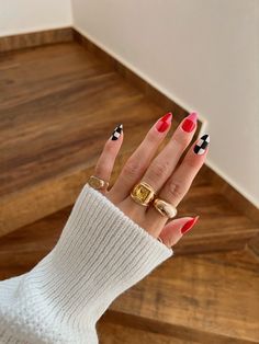 Sammi Jefcoate Nails, Nail Art Tattoo, Funky Nail Art, Retro Nails, Happy Nails, Summery Nails, Nails Only, Minimalist Nails, Fire Nails