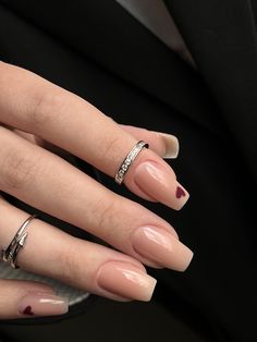 Autumnal Nails Square, Square Nail Designs Neutral, Proposal Nails Square, Nail Ideas Rectangle, Nails 2023 Square Short, Simple Classy Nails Square, Minimal Fall Nails Square, Square Acrylic Nails Autumn, Short Acrylic Nails Tapered Square