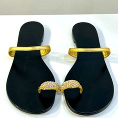 Pre Loved Giuseppe Zanotti Metallic Gold Crystal Toe Sandals Size 36.5 Condition: Great , Only Signs Of Wear On The Bottom Of The Soles , Only One Crystal Missing On The Right Toe Ring Zanotti Shoes, Giuseppe Zanotti Shoes, Toe Ring, Gold Crystal, Toe Sandals, Toe Rings, Giuseppe Zanotti, Metallic Gold, Women's Shoes Sandals