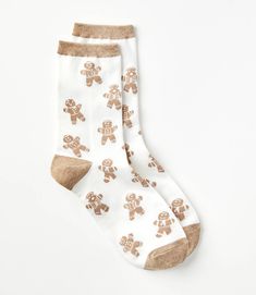 Stocking Stuffers For Adults, Pretty Socks, Cute Clothing Stores, Cute Stockings, Fuzzy Socks, Cozy Socks, Stocking Stuffer Gifts, Christmas Socks, Cute Everyday Outfits