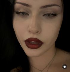 Vampire Goth Makeup Looks, Romantic Goth Makeup, Romantic Goth Aesthetic, Vamp Makeup, Bella Goth, Unconventional Makeup, Goth Makeup Looks, Vamp Goth, Halloween Duo