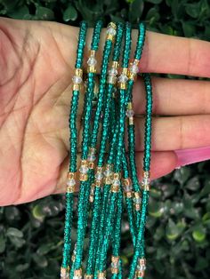 **Please allow up to 5-7 business days for processing time for Waistbeads, Free US Shipping for orders over $75 ** Add a touch of elegance to your style with our Emerald Goddess Anklet. Made with beautiful 8/0 gold glass beads, this anklet is perfect for any occasion. Our anklets come in one size that fits most, measuring 12". If you need a larger size, just let us know, and we can make it for you. These tie-on anklets are easy to adjust to your perfect fit, and each order comes with a handy QR Waist Beads Outfit, Personalized Engraved Jewelry, Loc Jewelry, Bead Charms Diy, Waist Beads, Royal Jewels, Engraved Jewelry, Macrame Bracelets