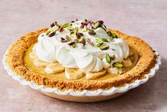 Butterscotch Banana Cream Pie Recipe Butterscotch Cream Pie, Banana Butterscotch, Vanilla Wafer Crust, Thanksgiving Pie Recipes, Banana Cream Pie Recipe, Banana Pie, Thanksgiving Pie, 2024 Recipes, Butterscotch Pudding