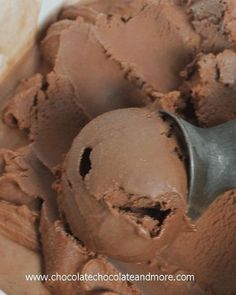 Chocolate Frozen Custard, Fairlife Chocolate Milk Ice Cream, Chocolate Custard Ice Cream, Frozen Custard Homemade, Chocolate Custard Ice Cream Recipe, Creamy Chocolate Ice Cream Recipe, Custard Ice Cream, Chocolate Ice Cream Recipe, Choco Chocolate