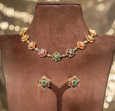 Upasana Kamineni Jewellery, Navaratna Necklace Gold, Navratan Jewellery, Jewellery Advertisement, Navaratna Necklace, Jewellery Making Ideas, Jewellery Making Tutorials, Jewellery Ads, Jewellery 2023