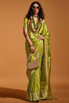 Alluring Green Handloom Weaving Party Wear Satin Silk Saree With Blous Parrot Green Saree, Green Silk Saree, Satin Silk Saree, Parrot Green, Handloom Weaving, Party Sarees, Weaving Designs, Ready To Wear Saree, Satin Saree