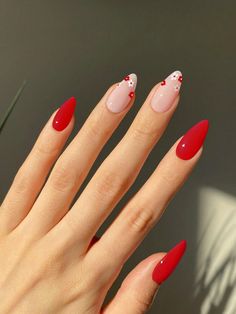 Red and White  Collar    Color Nails Embellished   Beauty Tools Red Summer Nails, Colorful Nails, Almond Nails Designs, White Nail, Floral Nails, Chic Nails