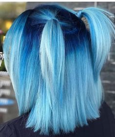 COLOURFUL HAIR on Instagram: “Sparrow 🐦 Nope or Dope? 👇 Tag A Friend 💙 Follow 👤 @dailyhaircolour . . . . . . . . . . . . . . . . . By @nicolestylesmyhair . . . . . . . .…” All Over Blue Hair Color, Dark Blue Light Blue Hair, Lavender And Blue Hair, Blue On Blonde Hair, Blue Hair Ideas Short, Color Dyed Hair Ideas, Half And Half Hair Dye, Summer Vivid Hair Color, Danger Jones Hair Color