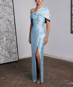 Elegant Long Light Blue Satin Evening Dresses With Slit Sheath فساتين سهرة Floor Length Pleated Robe Fustana Elegant, Wedding Floor, Gown Elegant, Mother Dress, Kente Styles, Dresses Formal Elegant, Evening Gowns Elegant, Blue Bridesmaids, Family Wedding